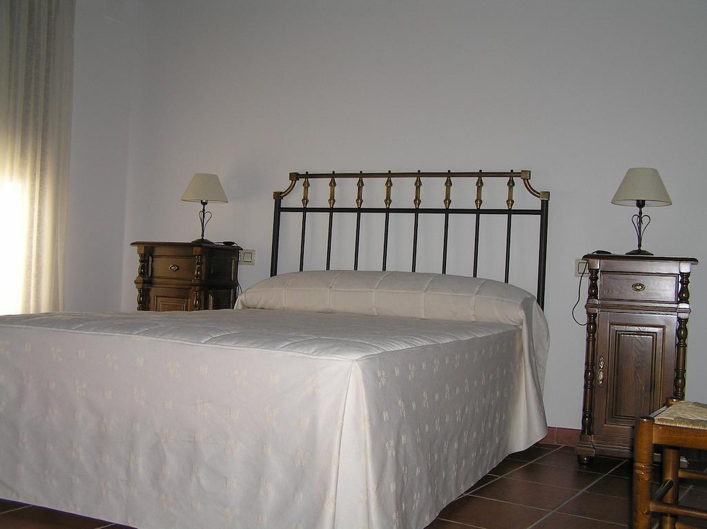 Casa Rural Tia Tomasa 말파르티다데플라센시아 객실 사진